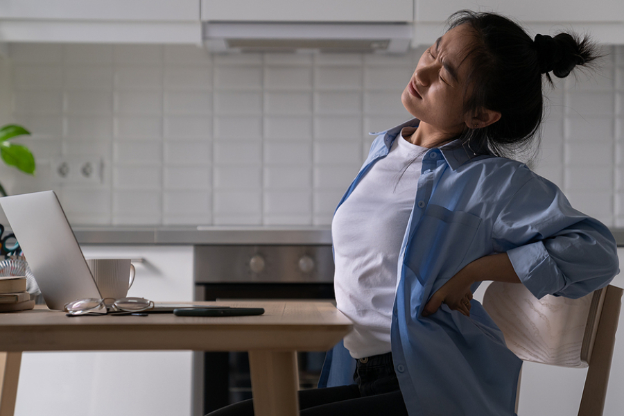 5 Signs To Note When Back Pains Become A Worrying Issue