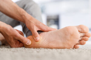 Finding Relief From Flat Feet Pains With Chiropractic Care