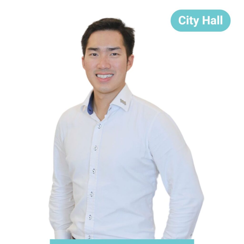 Leonard Chiropractor at City Hall